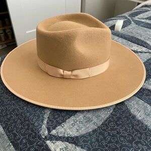 Lack Of Color Caramel Rancher (S)